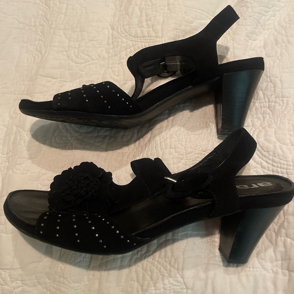 Gorgeous Ara sandals. Kid suede so incredibly soft and comfy. Size 10 US - Picture 10 of 10